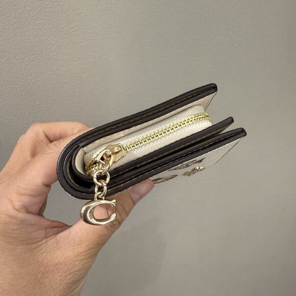 Coach CBO73 Snap Wallet Shell Print - Picture 2 of 10